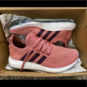 Adidas Swift Run Sneakers